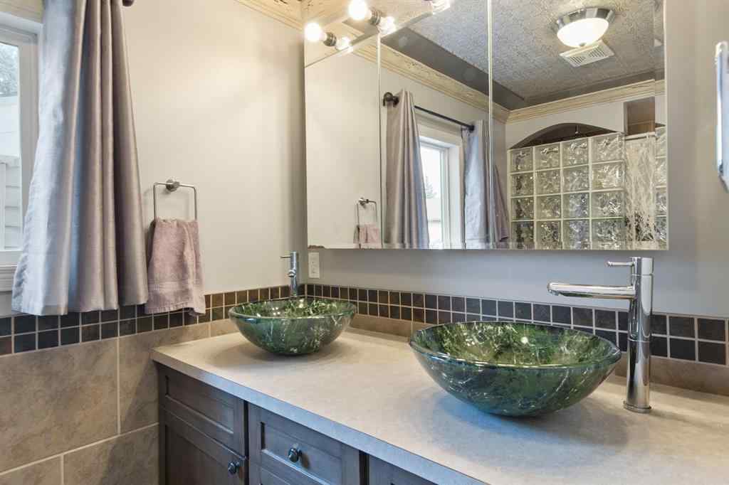 MLS® A2257415 - 4 Birch Close  in NONE Olds, Residential