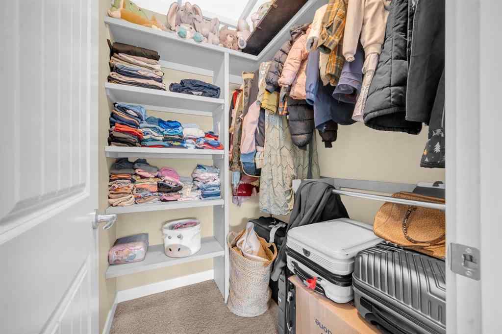 MLS® A2257416 - 3 Sunset Court  in Sunset Ridge Cochrane, Residential