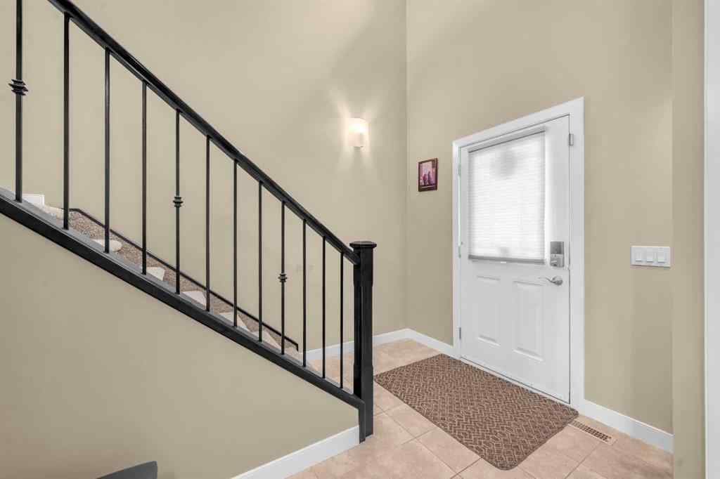MLS® A2257416 - 3 Sunset Court  in Sunset Ridge Cochrane, Residential