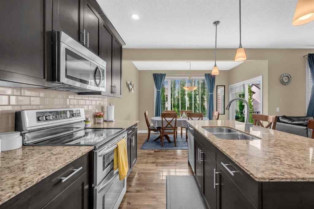 MLS® A2257416 - 3 Sunset Court  in Sunset Ridge Cochrane, Residential
