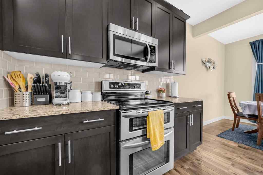 MLS® A2257416 - 3 Sunset Court  in Sunset Ridge Cochrane, Residential