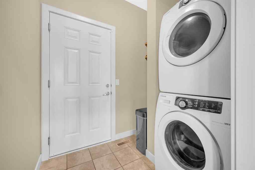 MLS® A2257416 - 3 Sunset Court  in Sunset Ridge Cochrane, Residential