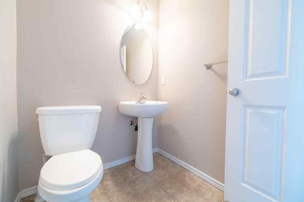 MLS® A2257417 - 91 Cougartown Close SW in Cougar Ridge Calgary, Residential