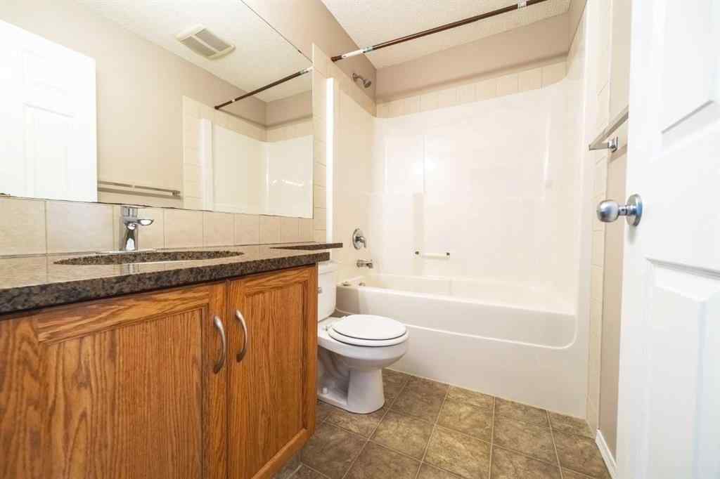MLS® A2257417 - 91 Cougartown Close SW in Cougar Ridge Calgary, Residential