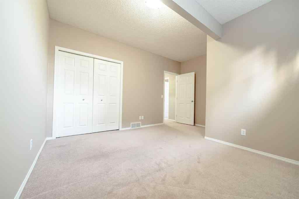 MLS® A2257417 - 91 Cougartown Close SW in Cougar Ridge Calgary, Residential