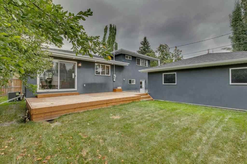 MLS® A2257422 - 9 42 Street SW in Wildwood Calgary, Residential
