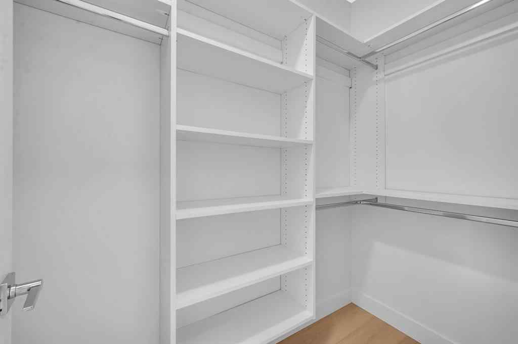 MLS® A2257423 - Unit #2 426 13 Avenue NE in Renfrew Calgary, Residential