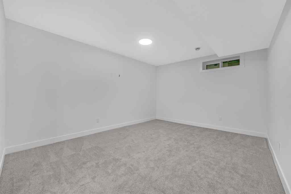 MLS® A2257423 - Unit #2 426 13 Avenue NE in Renfrew Calgary, Residential