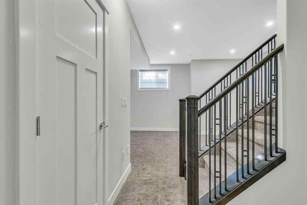 MLS® A2257426 - Unit #1 1936 26 Street SW in Killarney/Glengarry Calgary, Residential