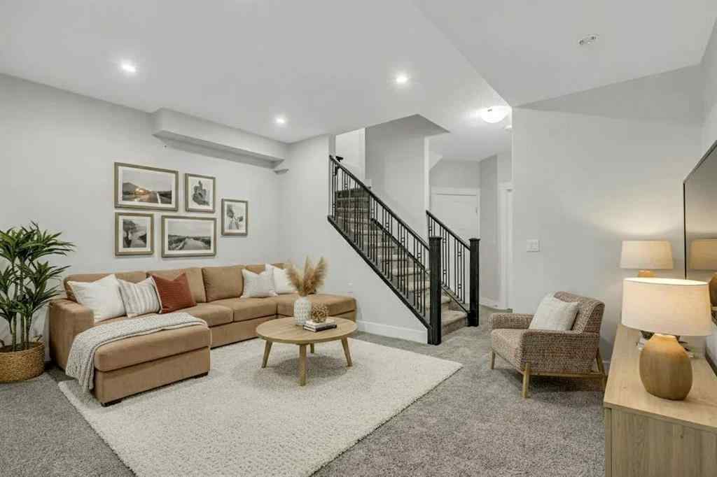 MLS® A2257426 - Unit #1 1936 26 Street SW in Killarney/Glengarry Calgary, Residential