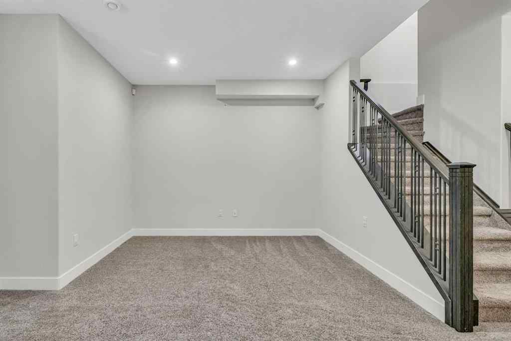MLS® A2257426 - Unit #1 1936 26 Street SW in Killarney/Glengarry Calgary, Residential