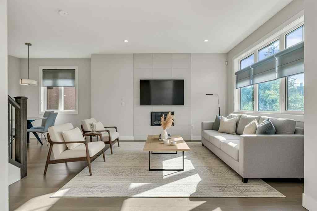 MLS® A2257426 - Unit #1 1936 26 Street SW in Killarney/Glengarry Calgary, Residential
