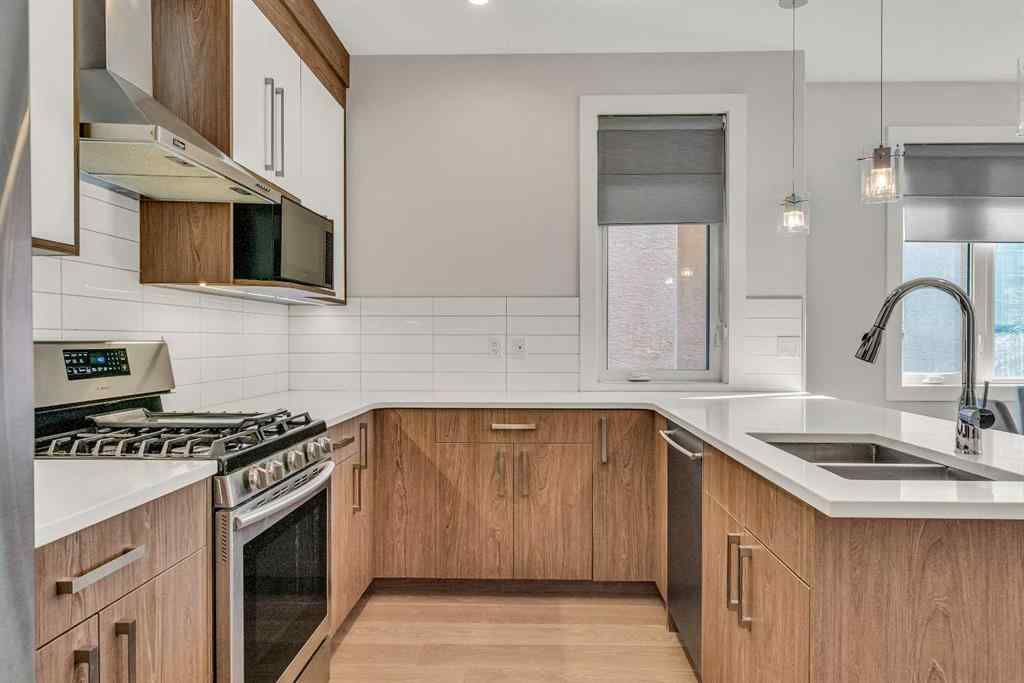 MLS® A2257426 - Unit #1 1936 26 Street SW in Killarney/Glengarry Calgary, Residential