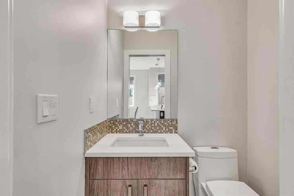 MLS® A2257426 - Unit #1 1936 26 Street SW in Killarney/Glengarry Calgary, Residential