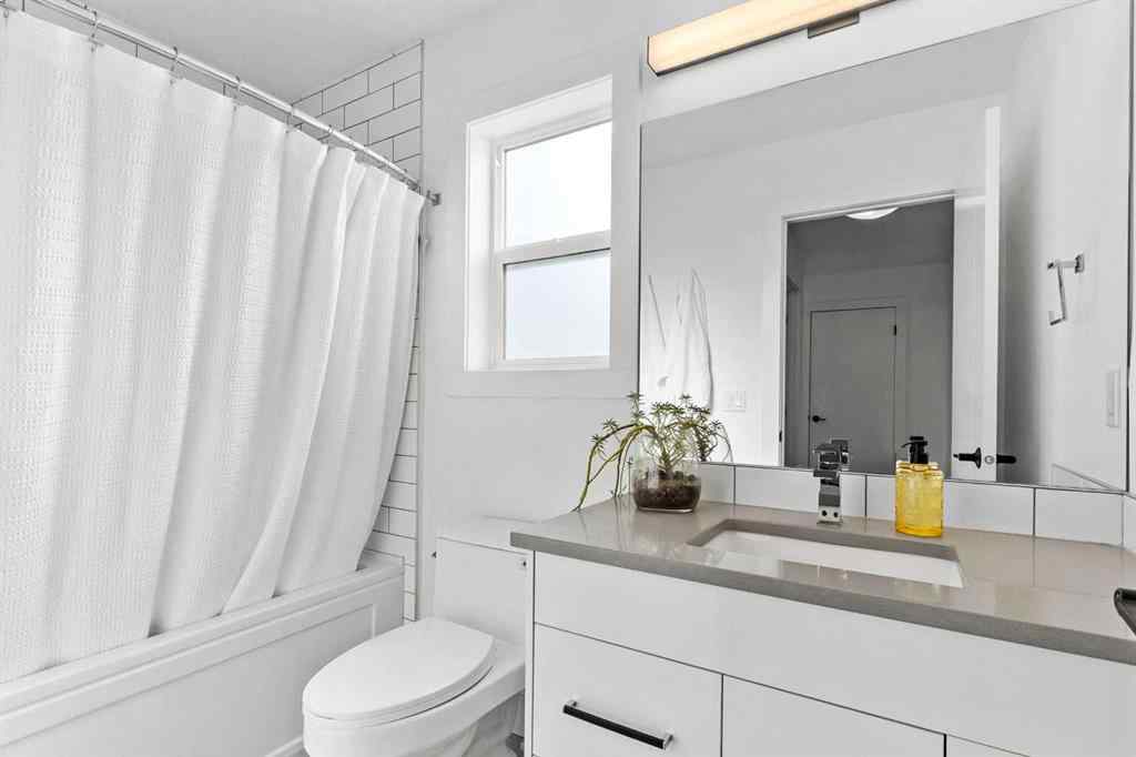 MLS® A2257427 - 4834 20 Avenue NW in Montgomery Calgary, Residential