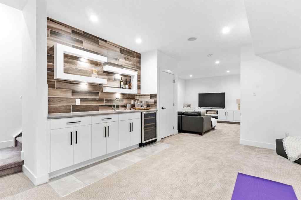 MLS® A2257427 - 4834 20 Avenue NW in Montgomery Calgary, Residential