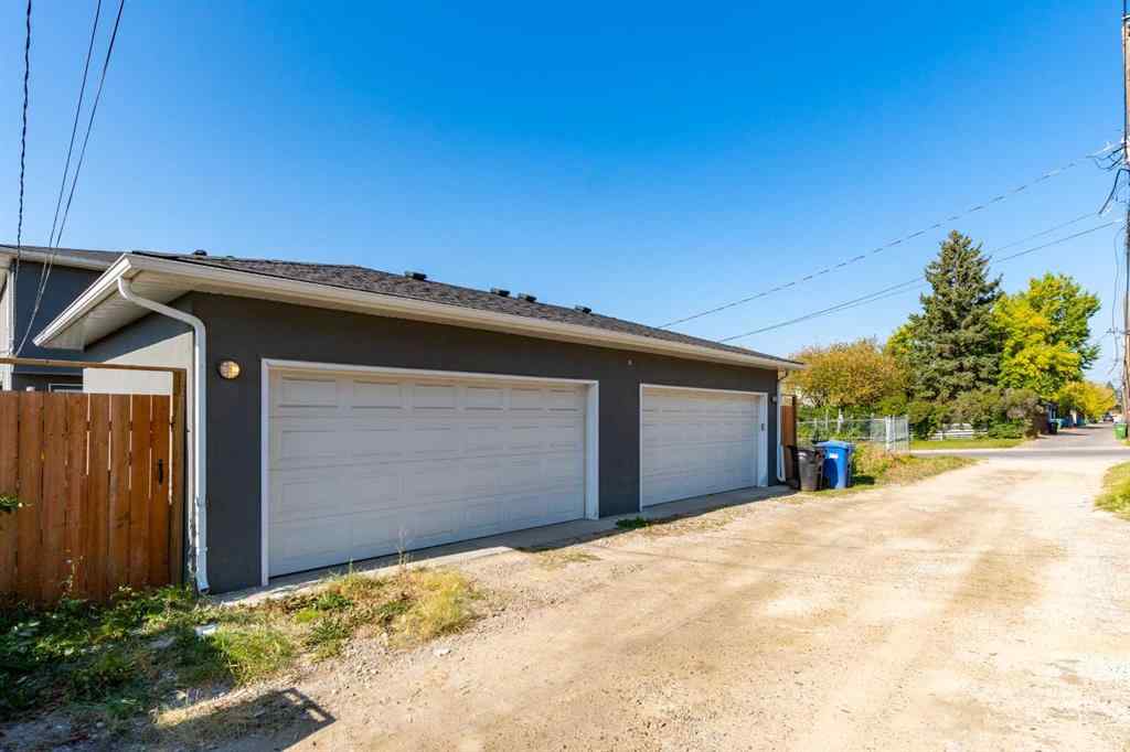 MLS® A2257427 - 4834 20 Avenue NW in Montgomery Calgary, Residential