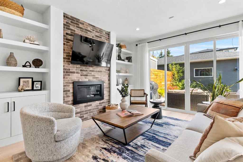 MLS® A2257427 - 4834 20 Avenue NW in Montgomery Calgary, Residential