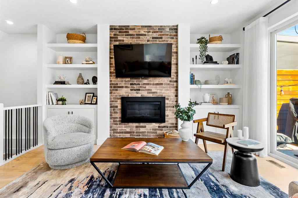 MLS® A2257427 - 4834 20 Avenue NW in Montgomery Calgary, Residential