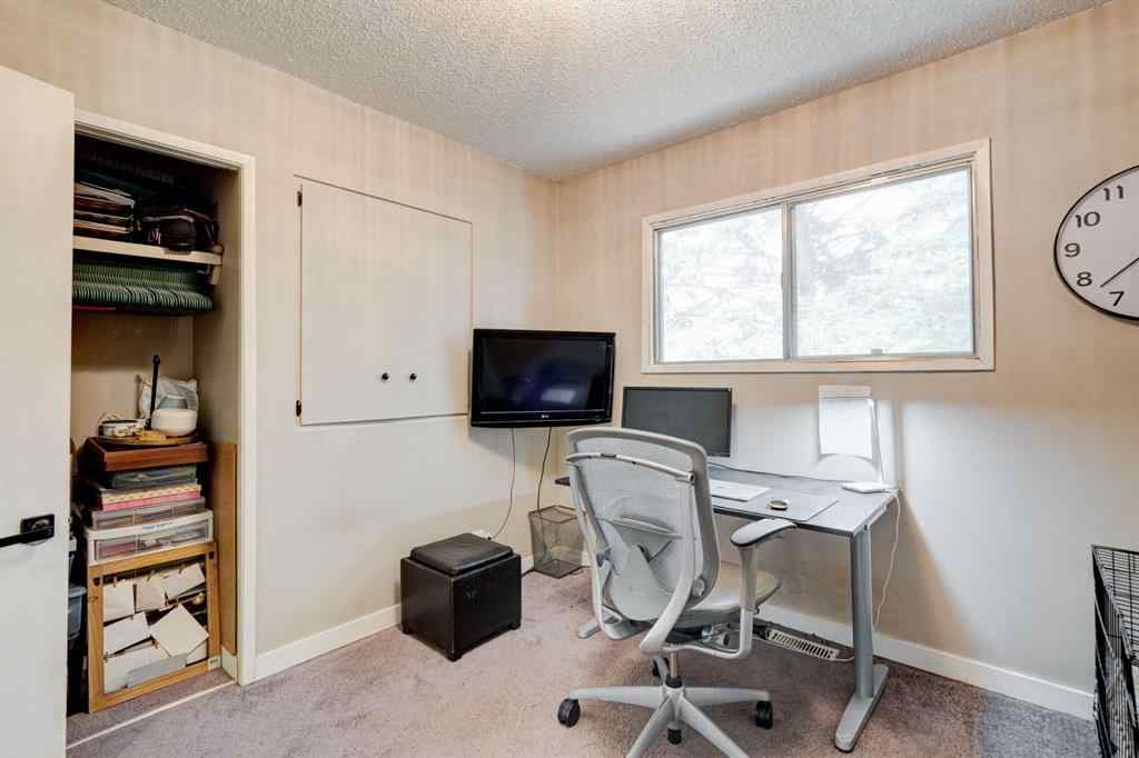 MLS® A2257428 - 1153 East Lakeview Road  in East Chestermere Chestermere, Residential