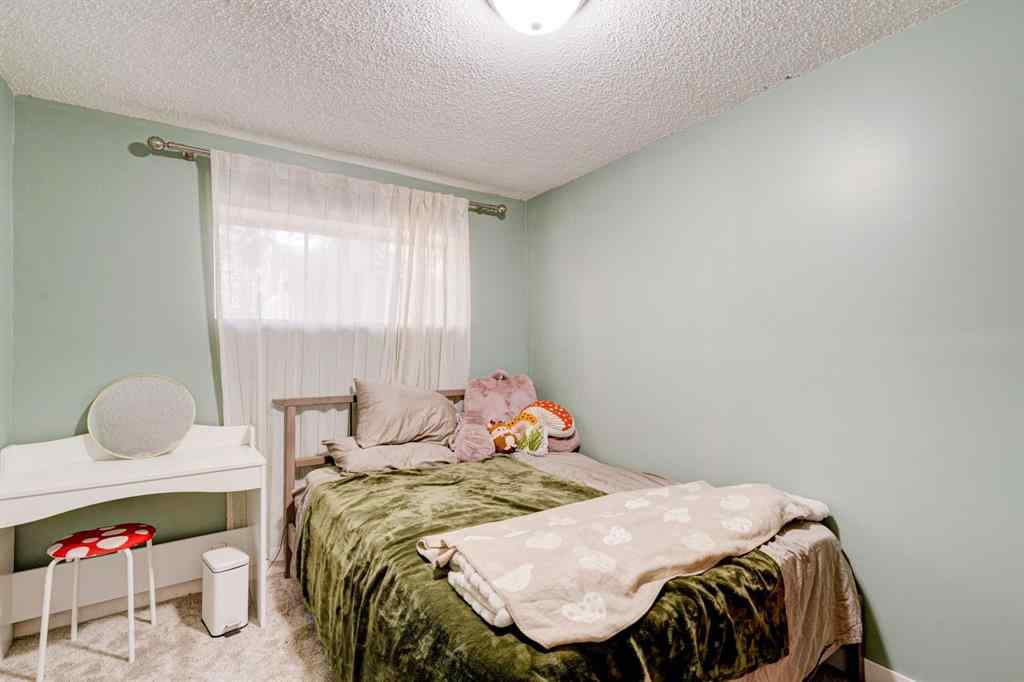 MLS® A2257428 - 1153 East Lakeview Road  in East Chestermere Chestermere, Residential
