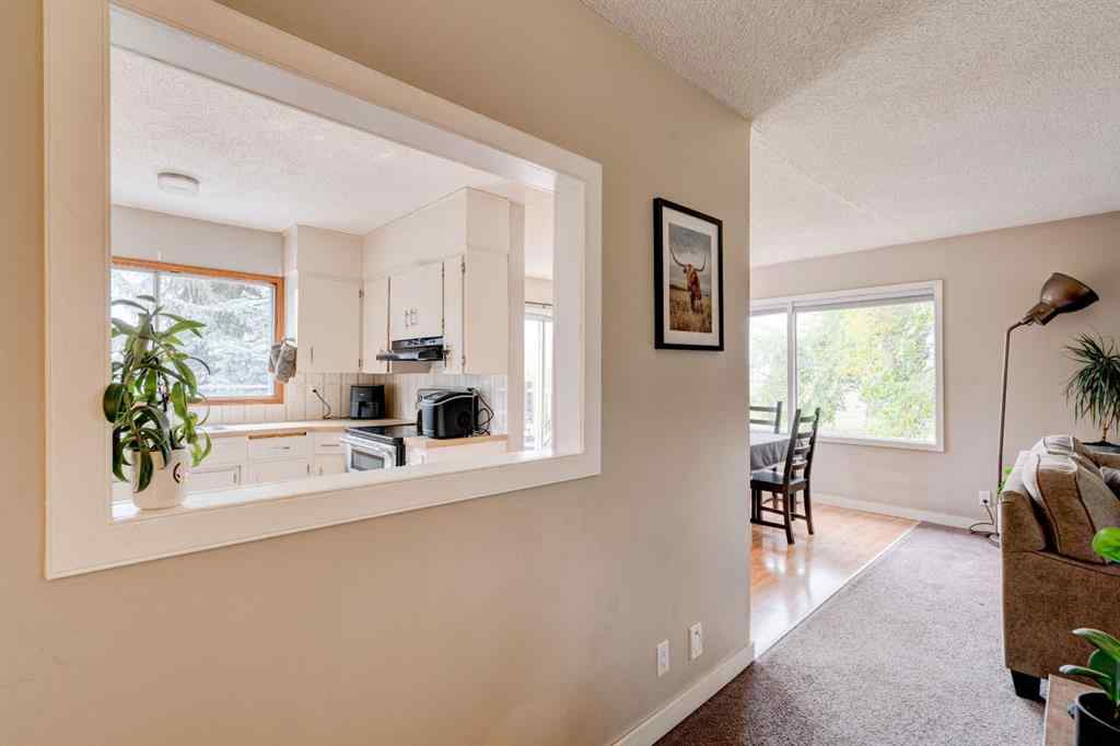 MLS® A2257428 - 1153 East Lakeview Road  in East Chestermere Chestermere, Residential