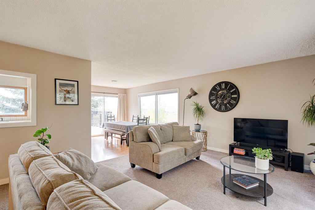 MLS® A2257428 - 1153 East Lakeview Road  in East Chestermere Chestermere, Residential