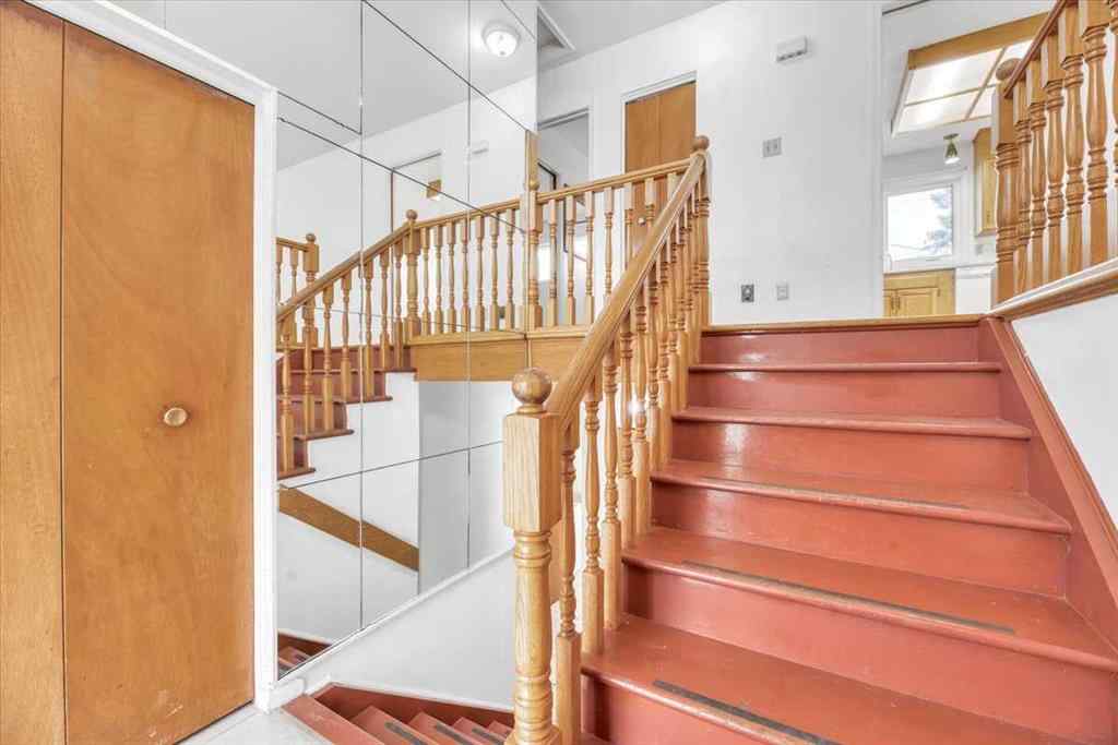 MLS® A2257431 - 4307 Brisebois Drive NW in Brentwood Calgary, Residential