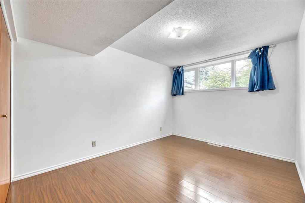 MLS® A2257431 - 4307 Brisebois Drive NW in Brentwood Calgary, Residential