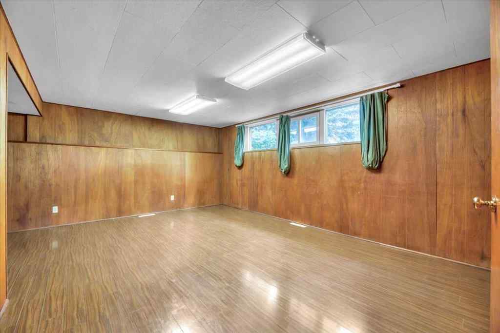MLS® A2257431 - 4307 Brisebois Drive NW in Brentwood Calgary, Residential