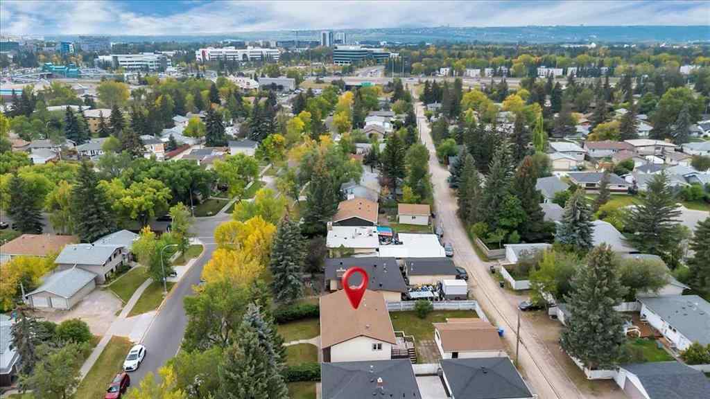 MLS® A2257431 - 4307 Brisebois Drive NW in Brentwood Calgary, Residential