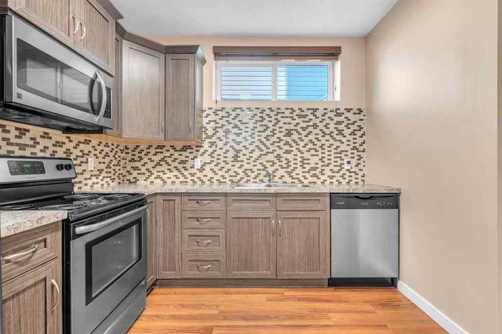 MLS® A2257432 - 176 Skyview Point Road NE in Skyview Ranch Calgary, Residential