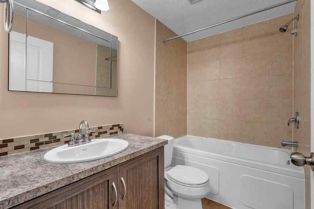 MLS® A2257432 - 176 Skyview Point Road NE in Skyview Ranch Calgary, Residential
