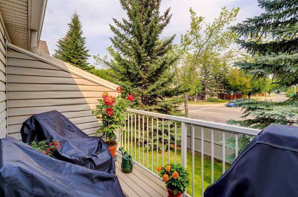 MLS® A2257433 - 83 Mt Douglas Villas SE in McKenzie Lake Calgary, Residential