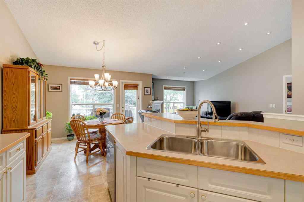 MLS® A2257433 - 83 Mt Douglas Villas SE in McKenzie Lake Calgary, Residential