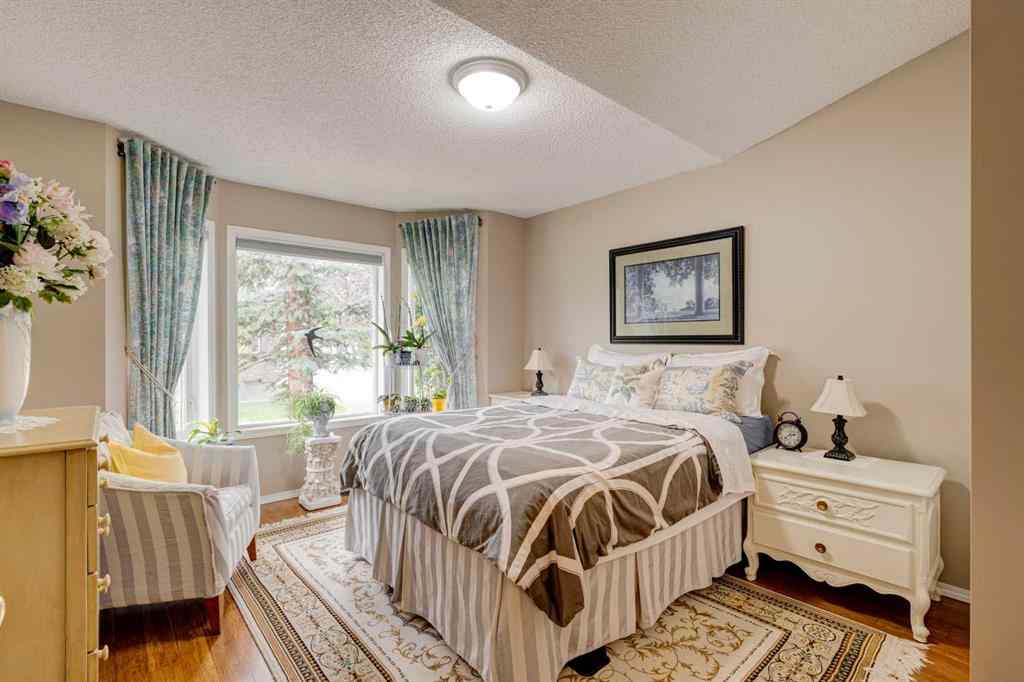 MLS® A2257433 - 83 Mt Douglas Villas SE in McKenzie Lake Calgary, Residential