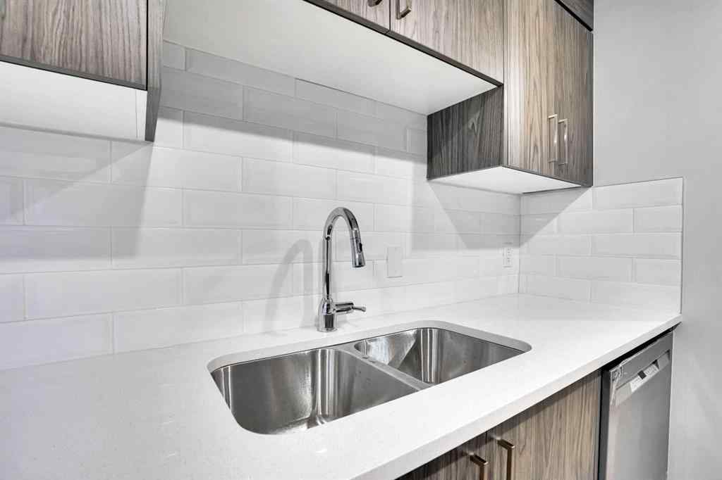 MLS® A2257438 - 88 Westwood Drive SW in Westgate Calgary, Residential