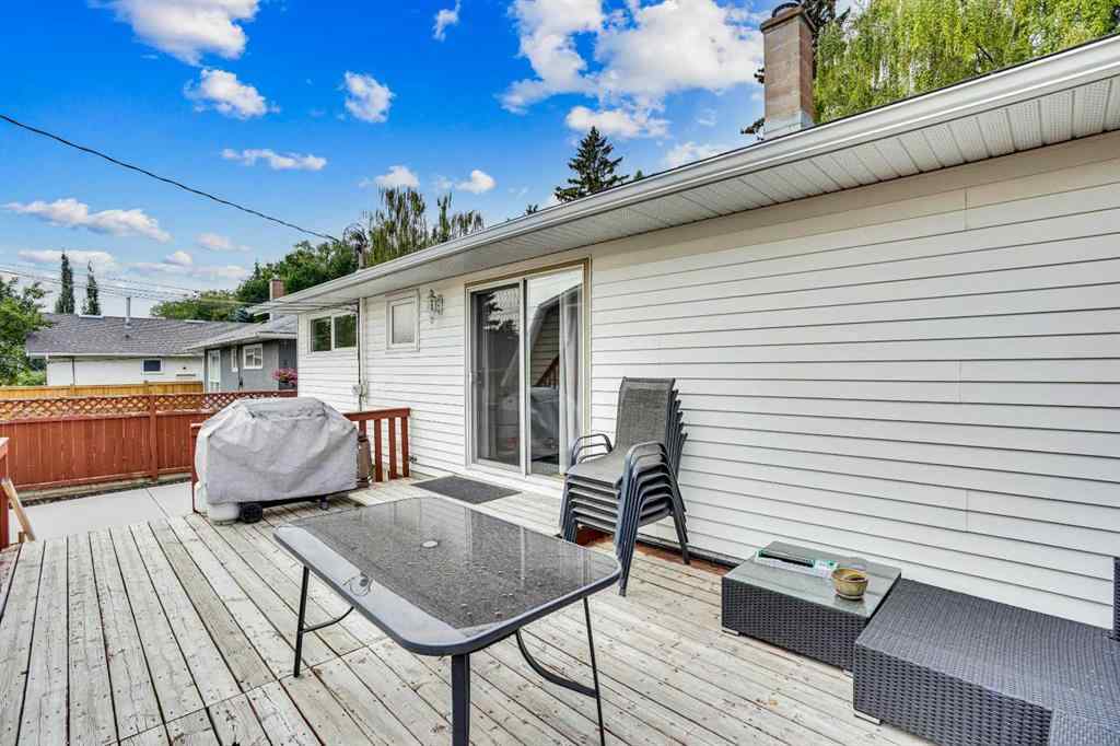 MLS® A2257438 - 88 Westwood Drive SW in Westgate Calgary, Residential