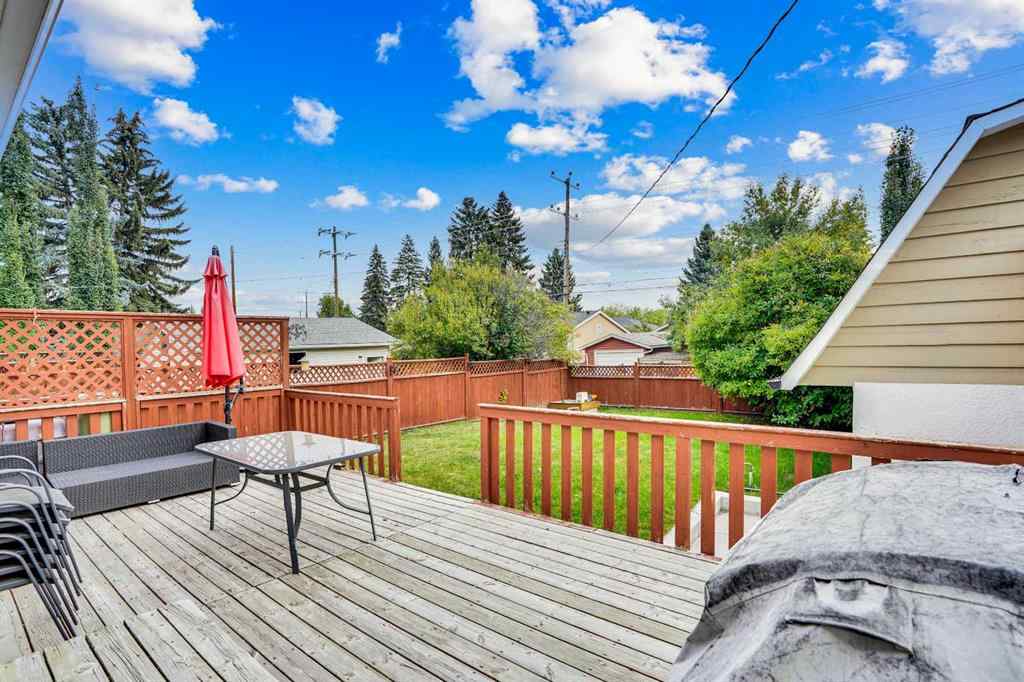MLS® A2257438 - 88 Westwood Drive SW in Westgate Calgary, Residential