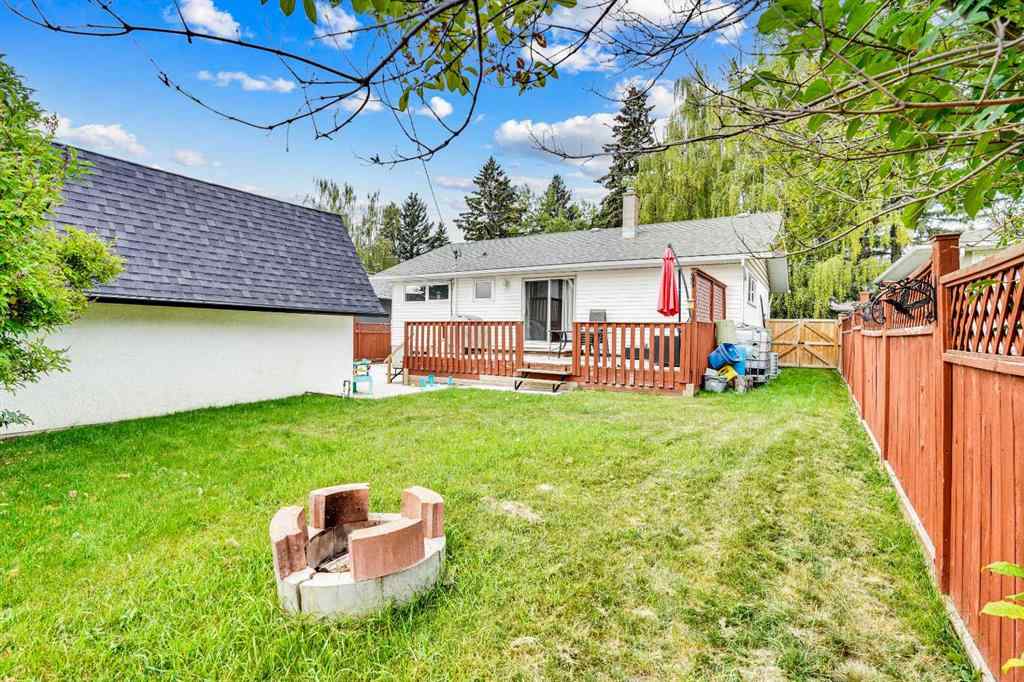 MLS® A2257438 - 88 Westwood Drive SW in Westgate Calgary, Residential