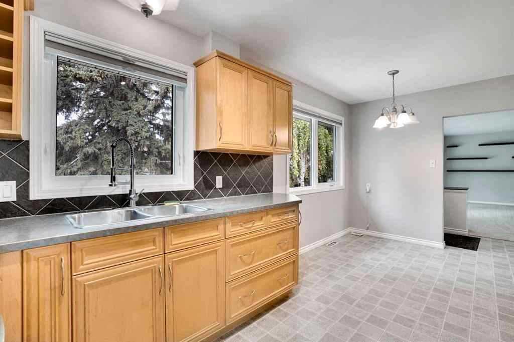 MLS® A2257438 - 88 Westwood Drive SW in Westgate Calgary, Residential