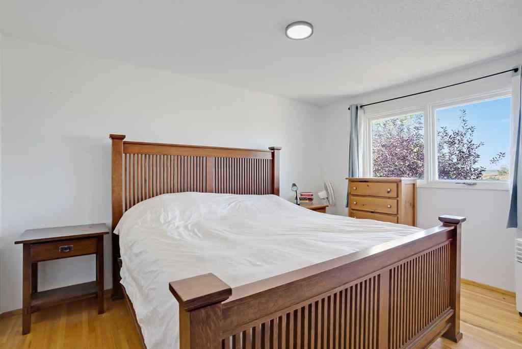 MLS® A2257448 - 6016 37 Street SW in Lakeview Calgary, Residential