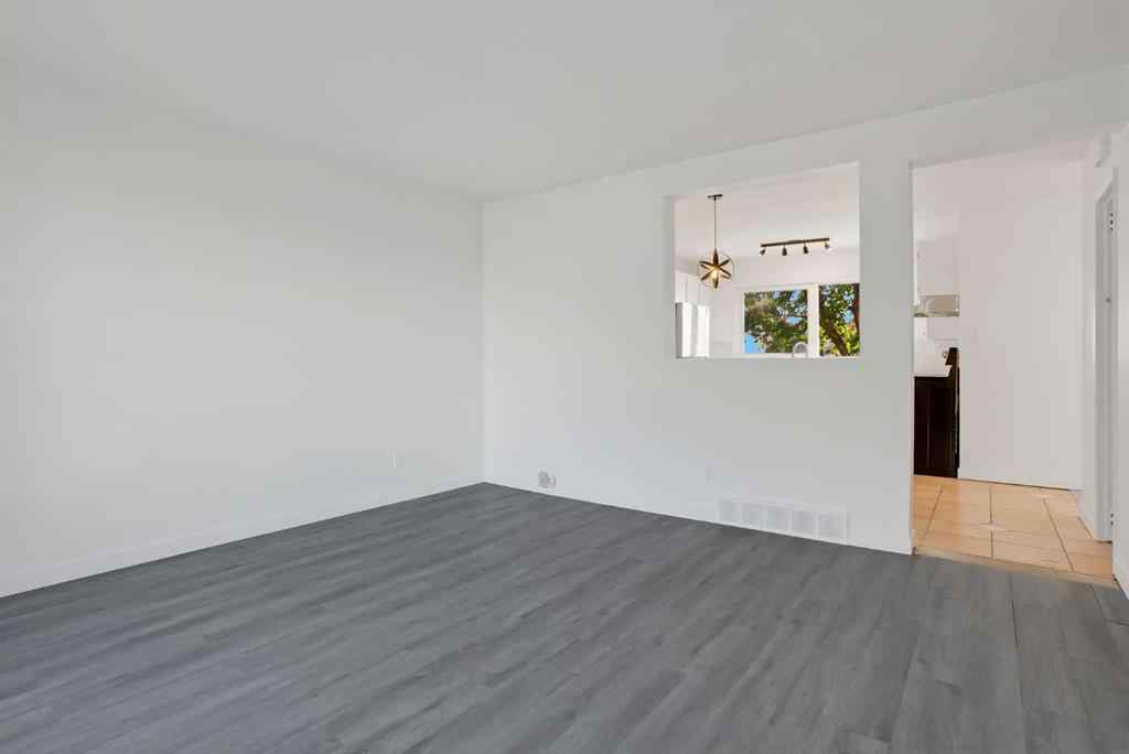 MLS® A2257448 - 6016 37 Street SW in Lakeview Calgary, Residential