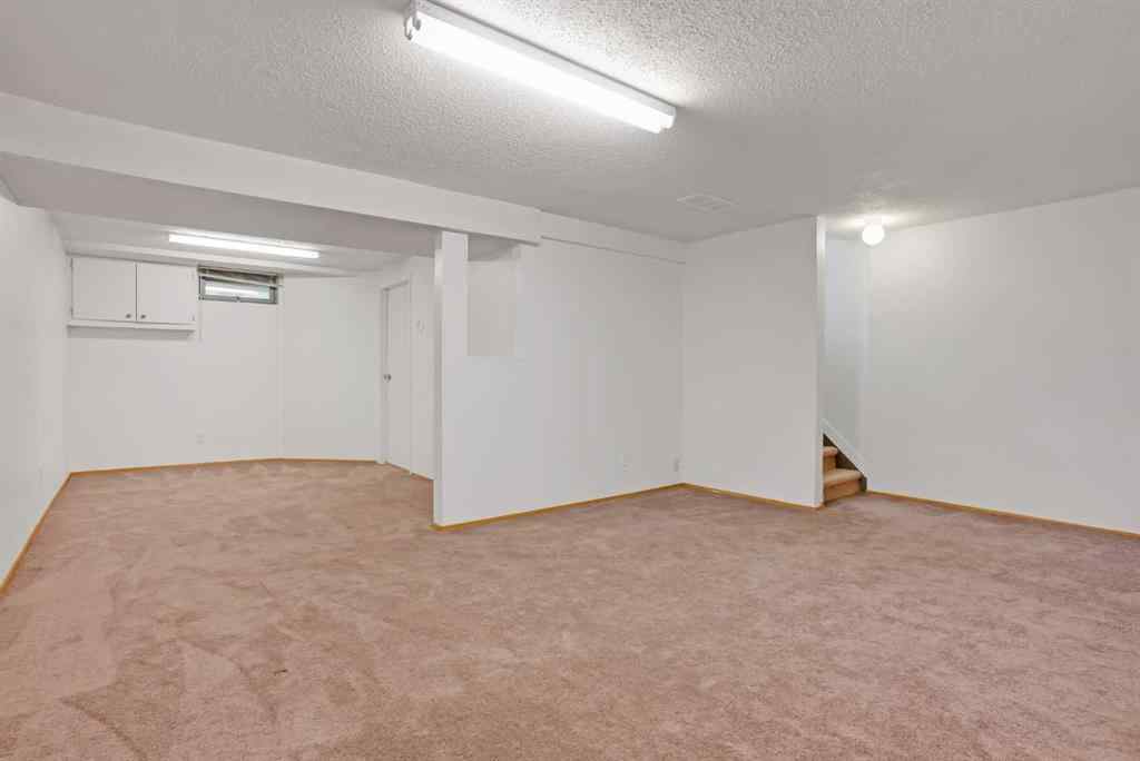 MLS® A2257448 - 6016 37 Street SW in Lakeview Calgary, Residential