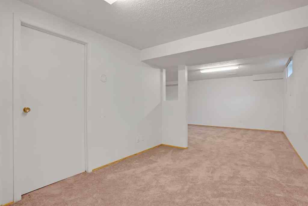 MLS® A2257448 - 6016 37 Street SW in Lakeview Calgary, Residential