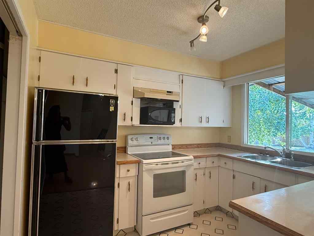 MLS® A2257454 - 4417 54 Avenue  in Vermilion Vermilion, Residential