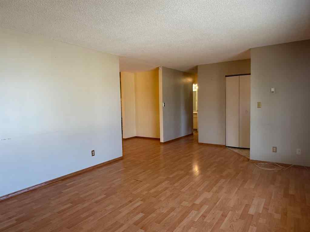 MLS® A2257454 - 4417 54 Avenue  in Vermilion Vermilion, Residential