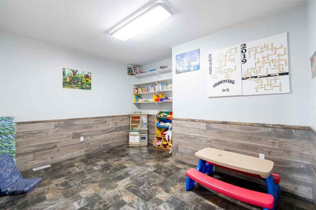 MLS® A2257456 - 114 Greenwood Bend  in NONE La Crete, Residential