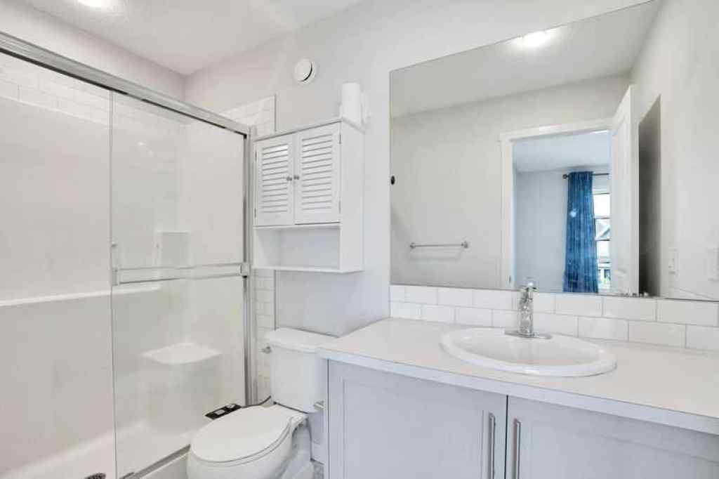 MLS® A2257458 - 143 HIGHVIEW Gate SE in Kings Heights Airdrie, Residential
