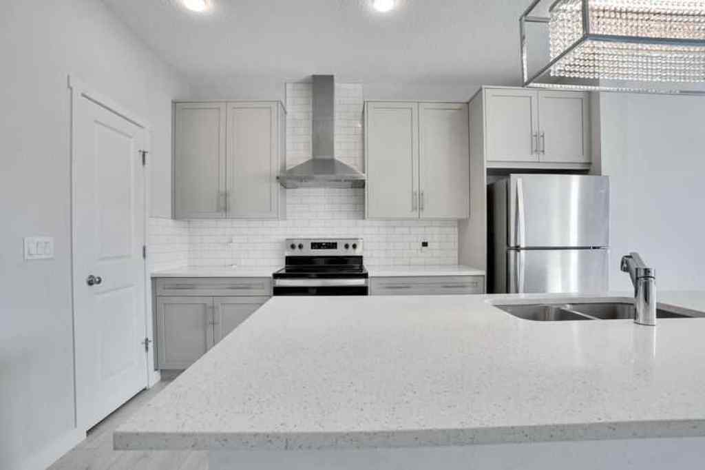 MLS® A2257458 - 143 HIGHVIEW Gate SE in Kings Heights Airdrie, Residential